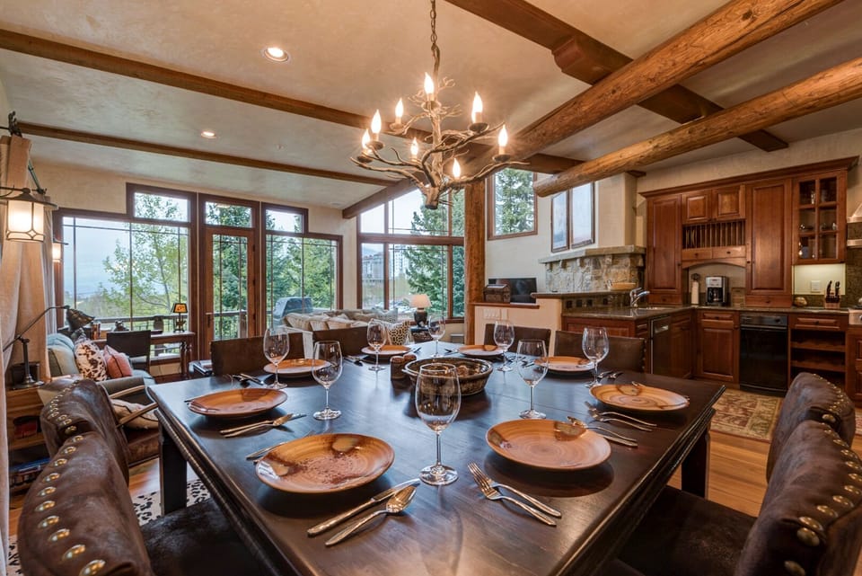 Dining Room - Summer