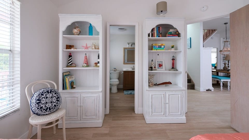 Pocket Door to Bathroom