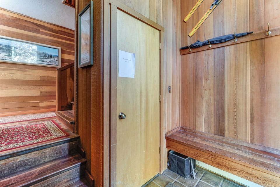 Entryway | 1st Floor