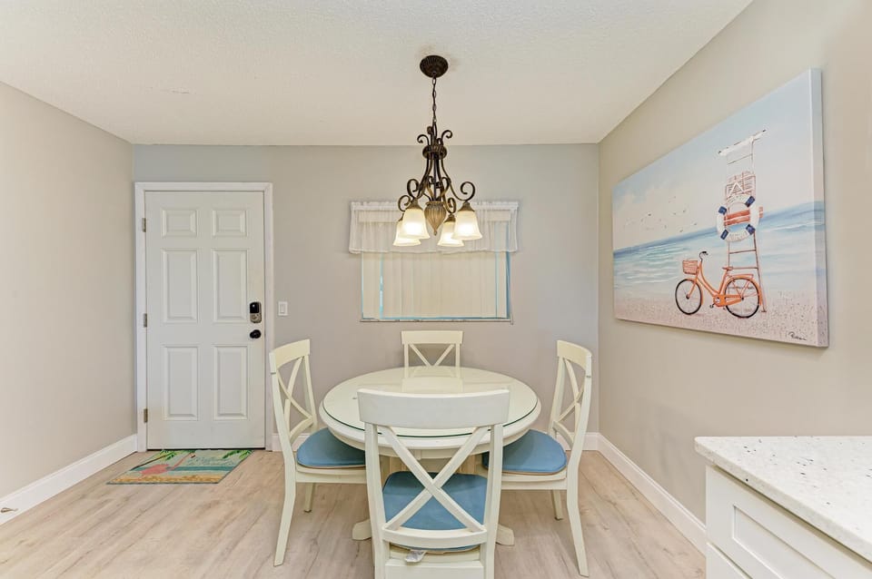 Anna Maria Island Beach Palms 6B