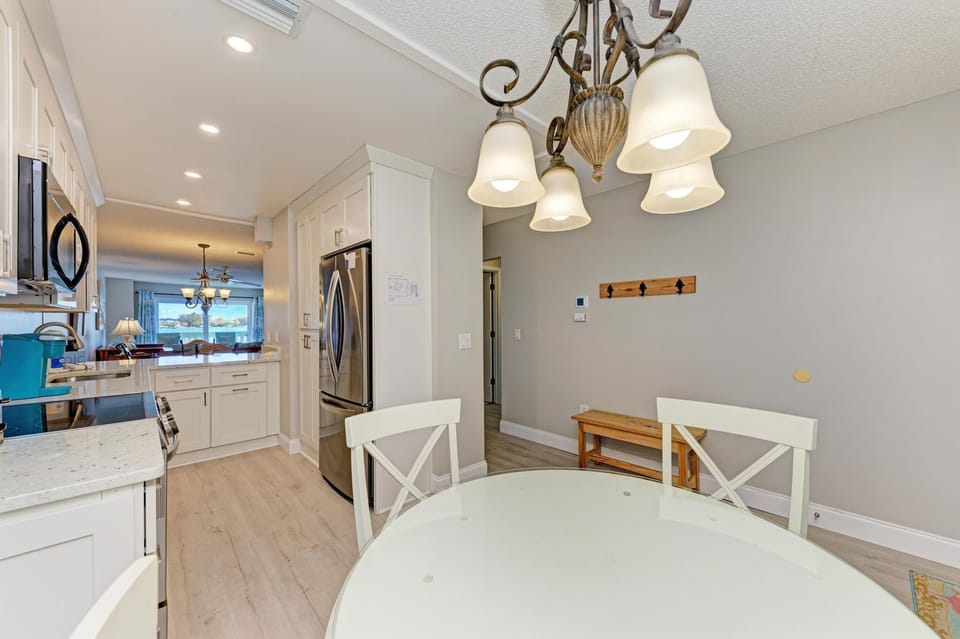 Anna Maria Island Beach Palms 6B