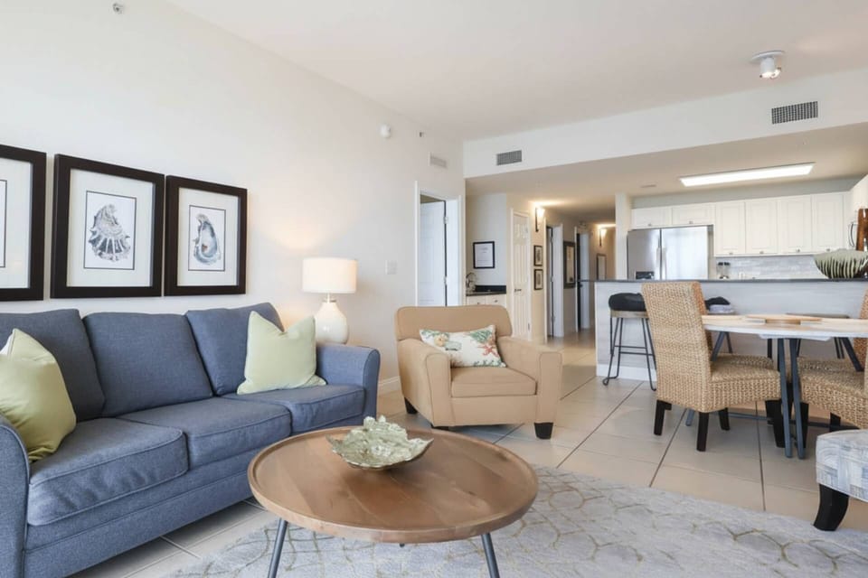 Open floor plan with plenty of room for everyone!