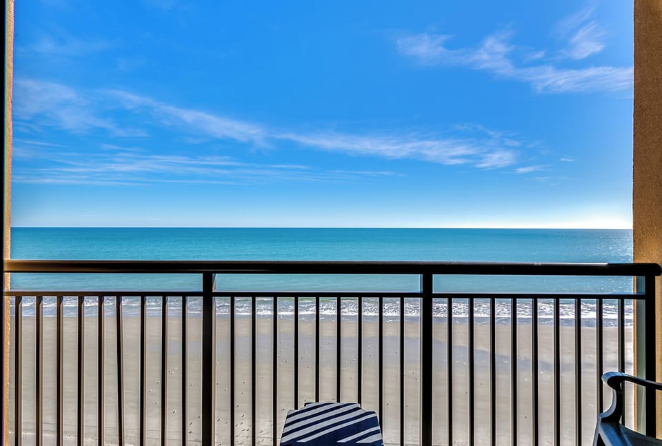 The Island 920 balcony