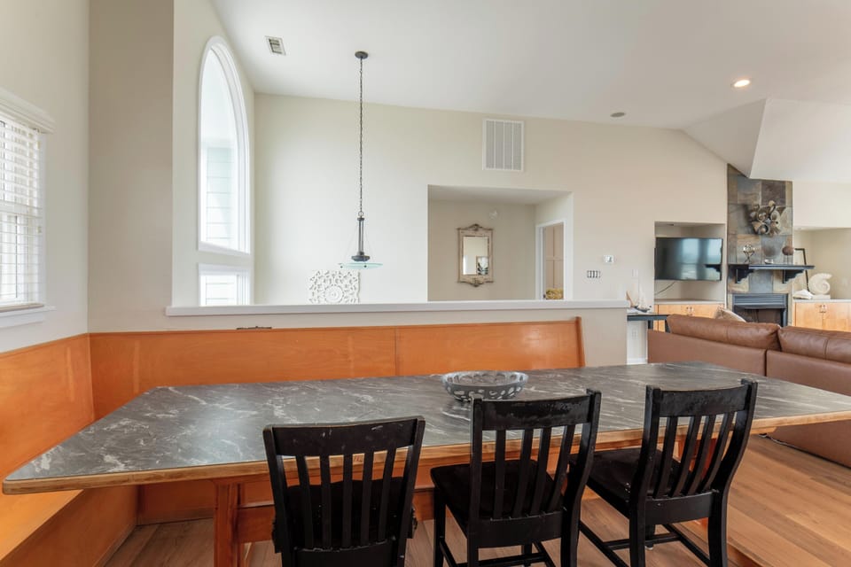 Breakfast Nook