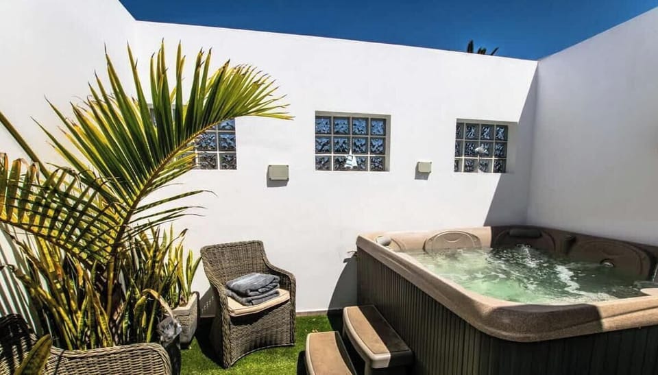 Villa Graciosa (LH107) - Private Hot Tub 