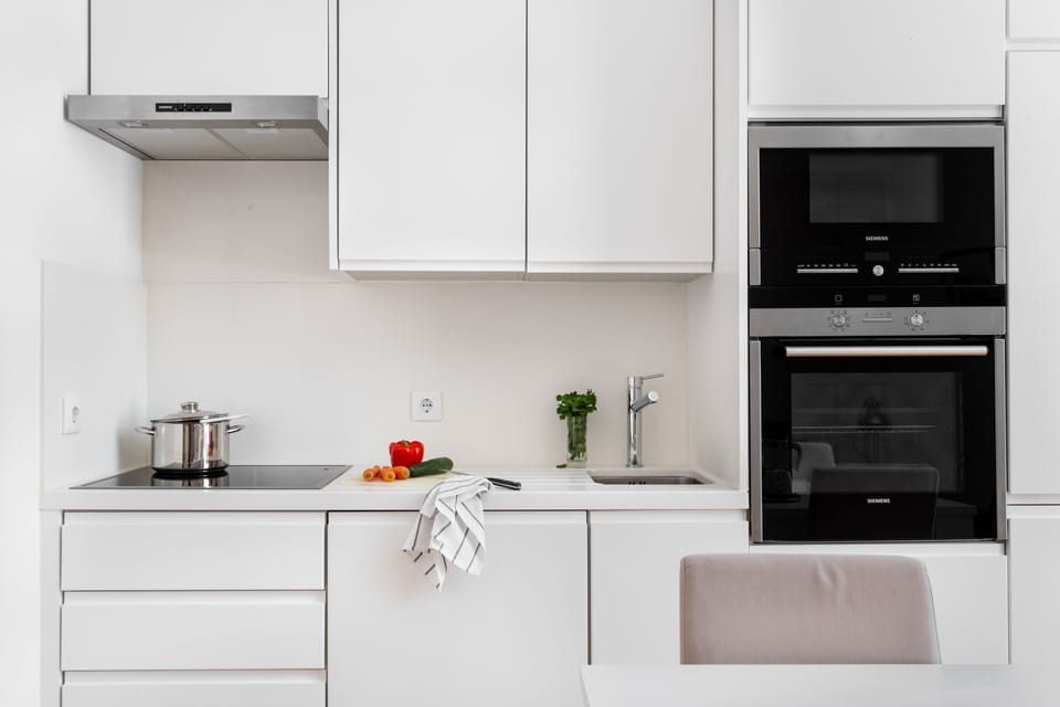 Fully equipped Kitchen | Brand new appliances and kitchen ware
