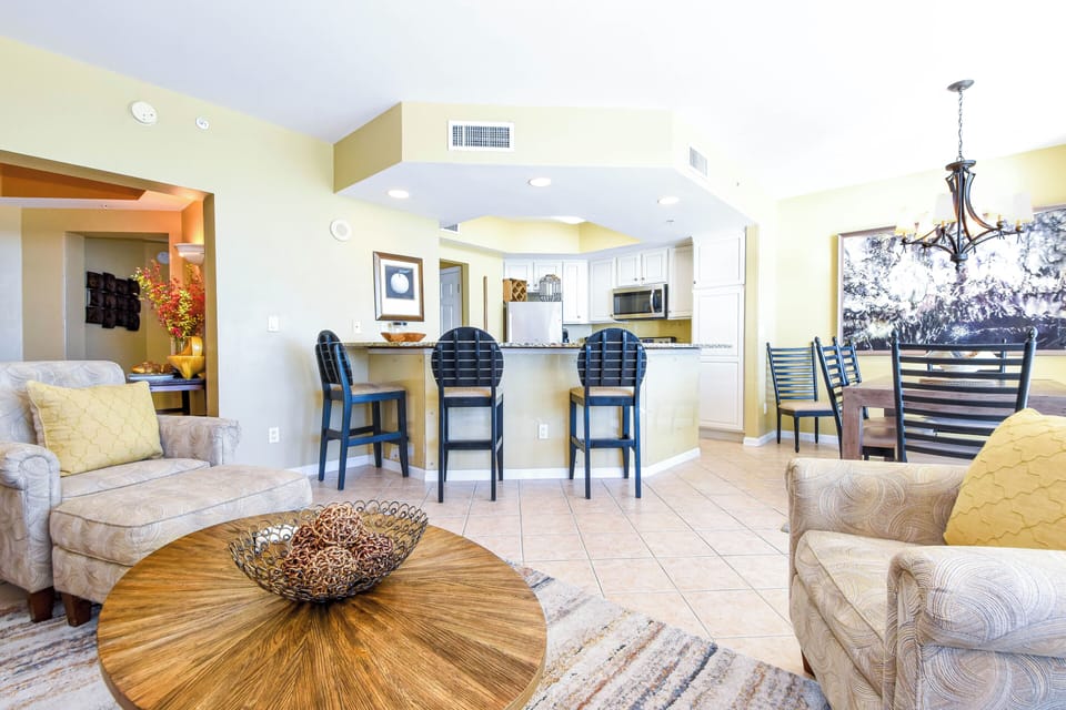 Silver Beach Towers E604 - Open Floor Plan