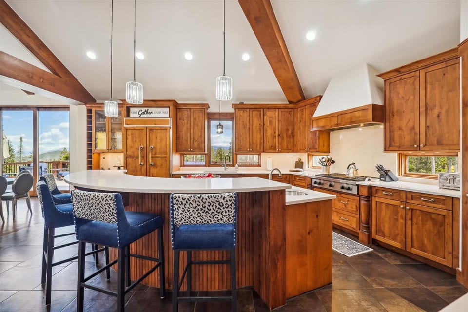 Kitchen - Highlands Hideaway - Breckenridge Vacation Rental