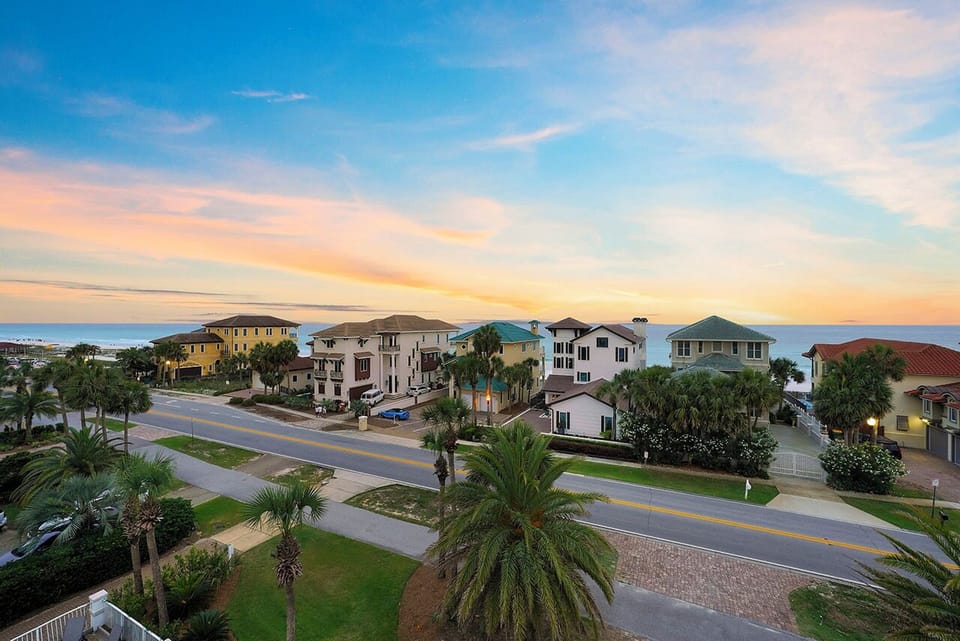 5 O'Clock Somewhere - Crystal Beach - View
