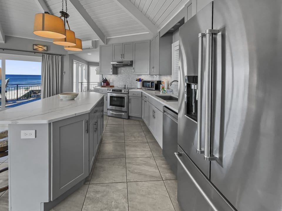 2nd Floor | Kitchen Area