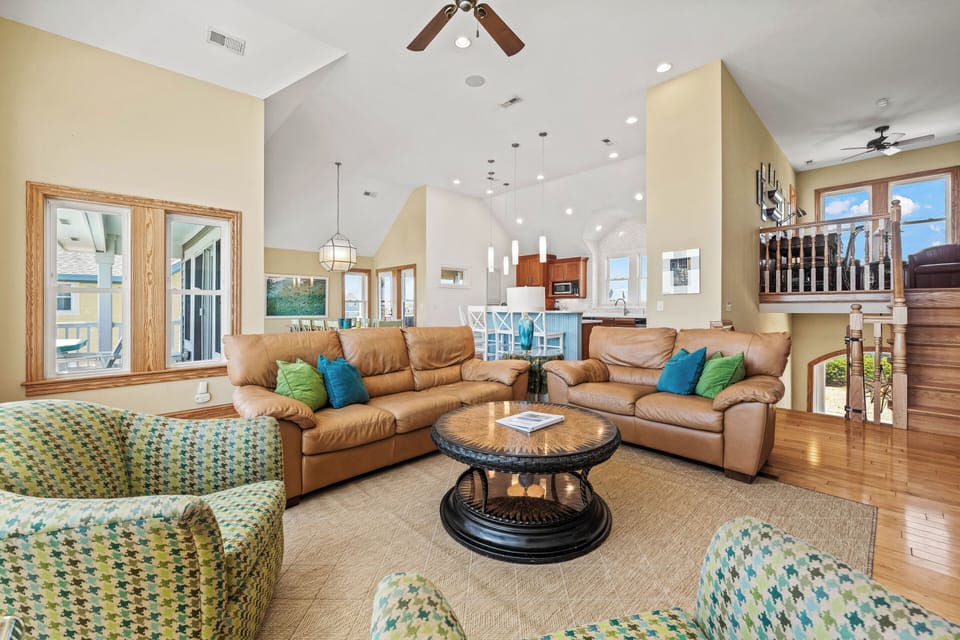 Great Room - Top Level