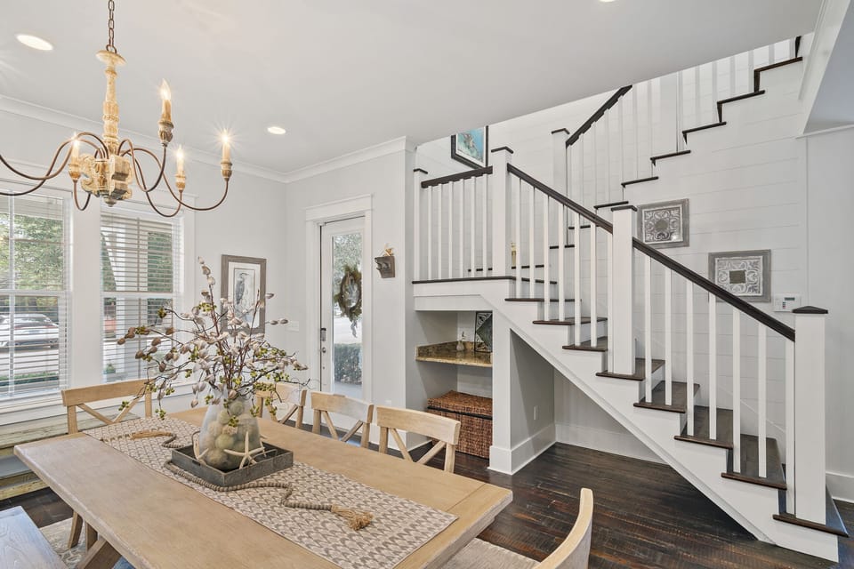 Sunny Day - Seagrove Beach - First Floor - Dining Area