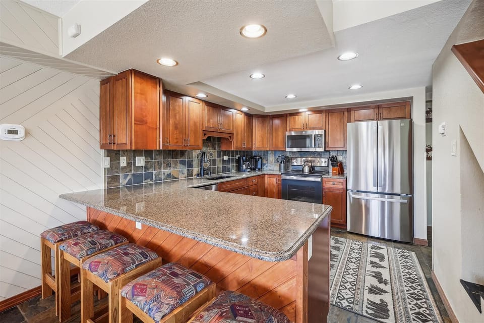 Kitchen - Beaver Run Black Diamond Penthouse - Breckenridge Vacation Rental