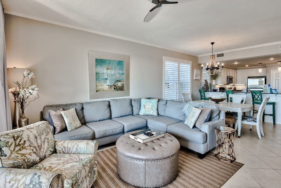 Living Room - Large sectional in living room