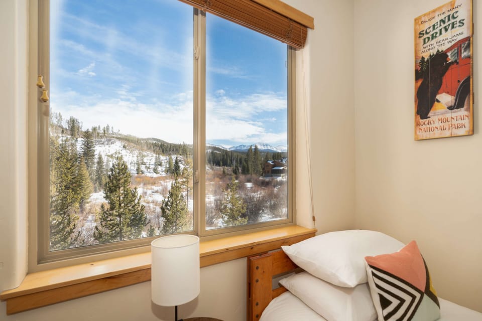 Perfect hideaway for the kiddos with mountain views