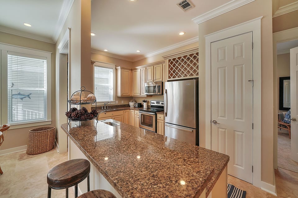 Endless Summer Dream - Seacrest Beach - Kitchen