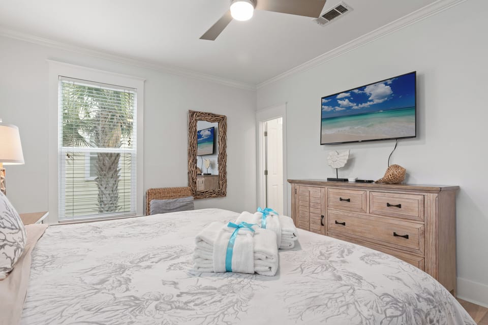 2nd Floor Primary Suite