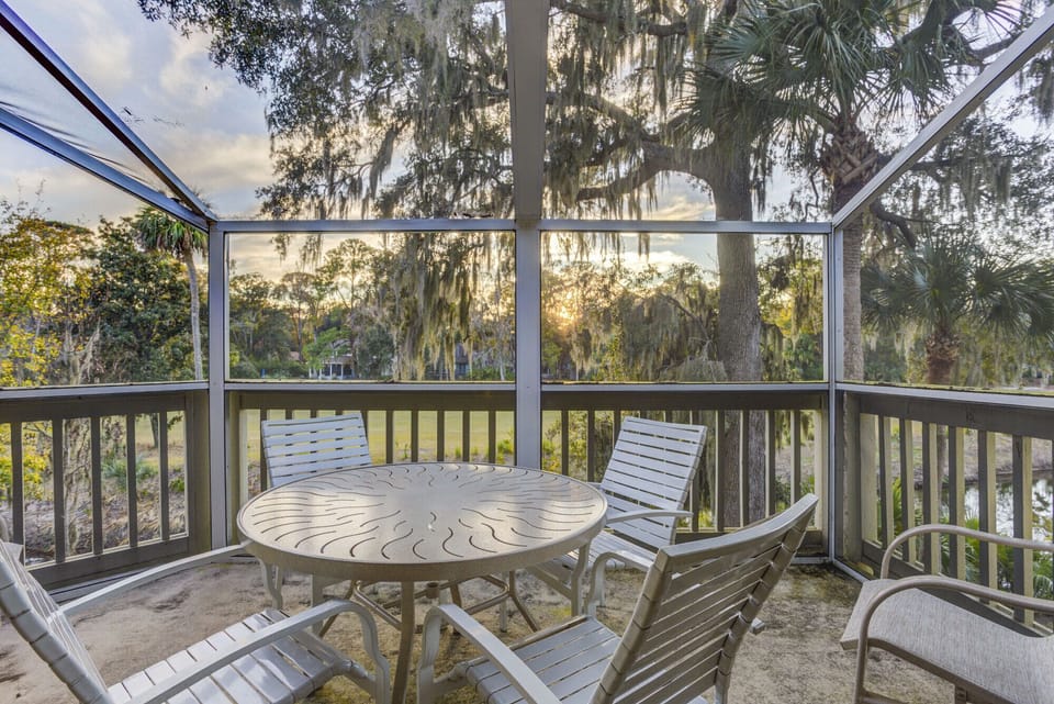 Screened Porch with Golf Views