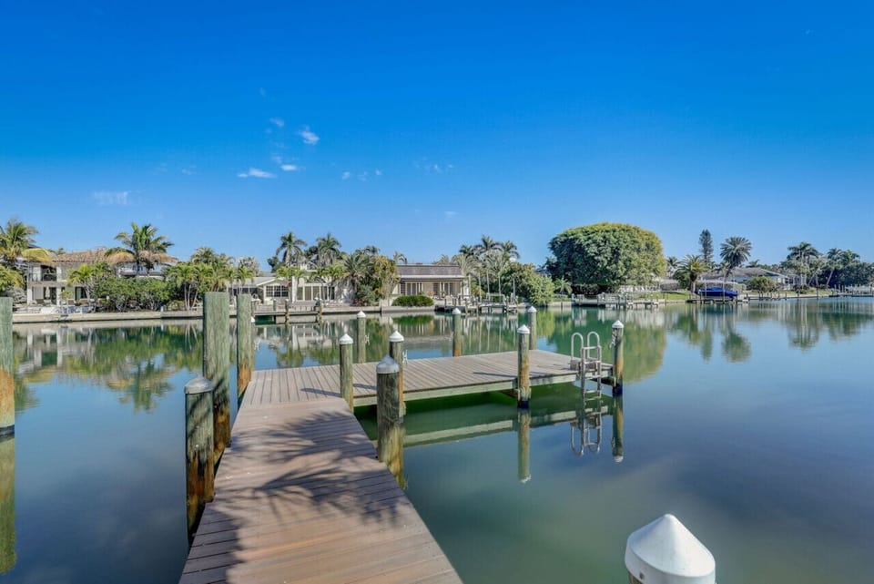 Private dock