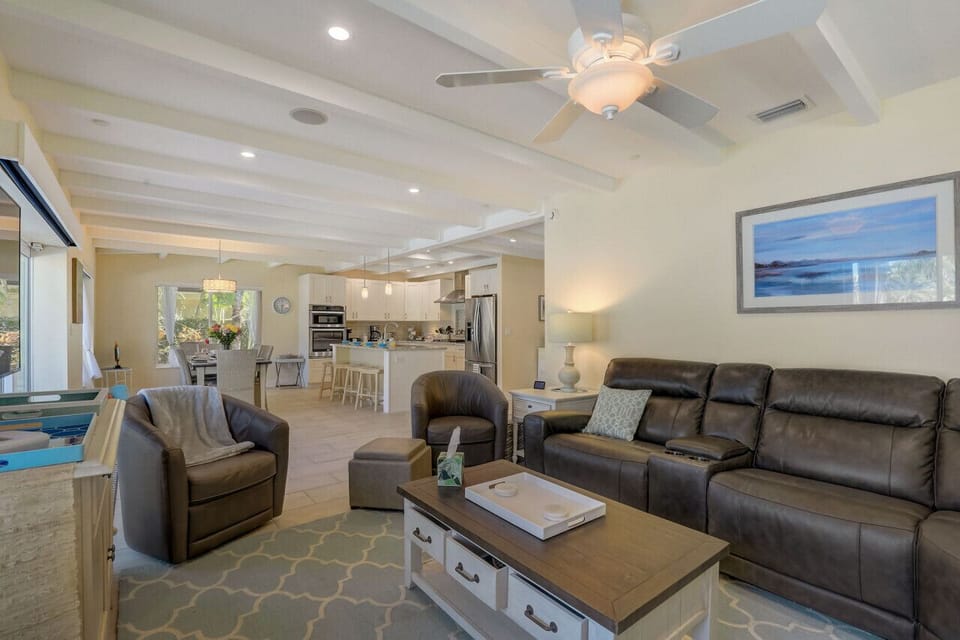 Living & Dining Room combo