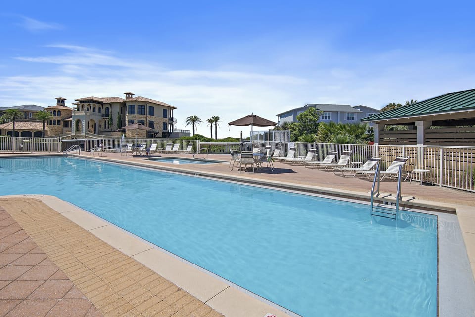 San Remo Pool