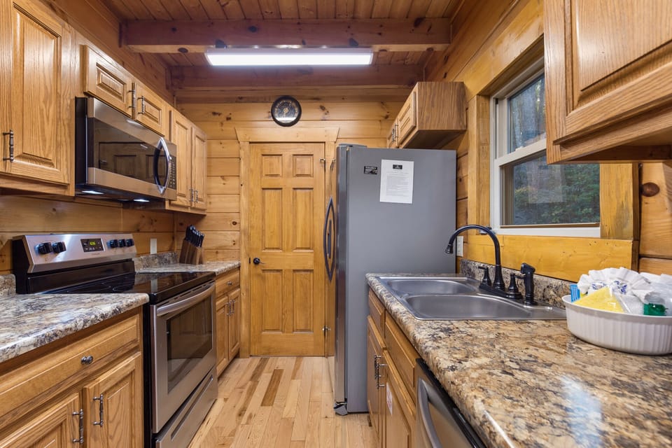 Fully Equipped Kitchen with Stainless Steel Appliances
