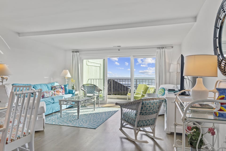 Oceanfront Living Area