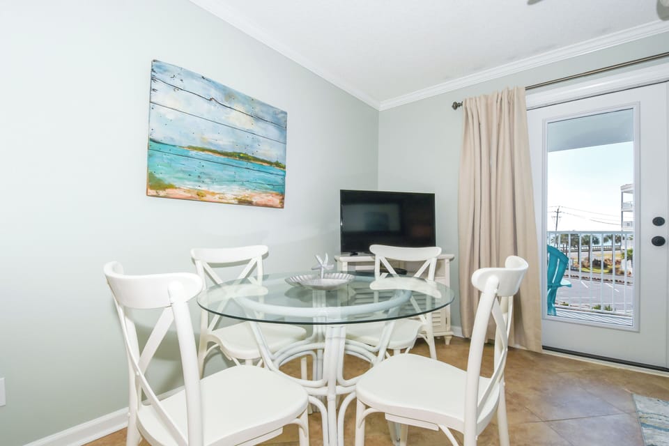 Summerspell 308 - Dining Area with TV