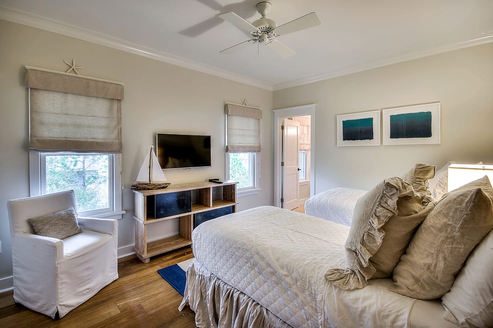 TV and closet storage available