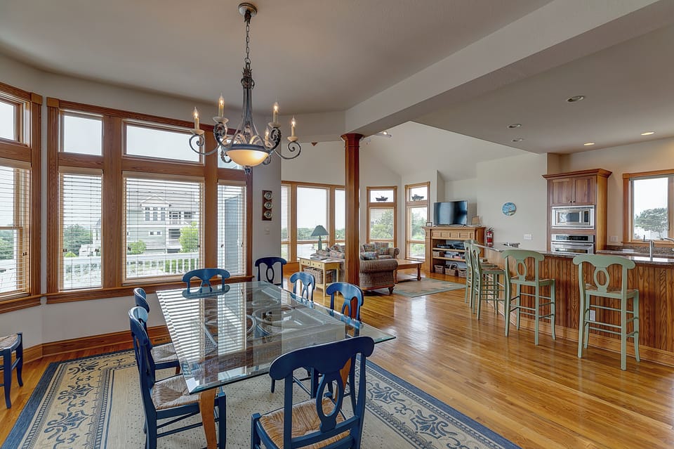 Dining Area - Entry Level
