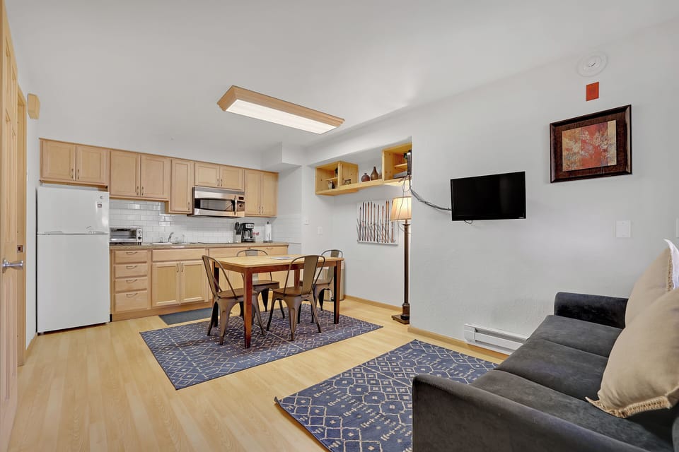 Dining Area/Living room