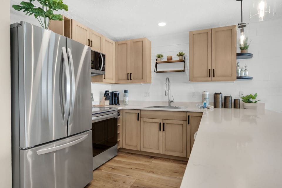 Kitchen has plenty of counter space