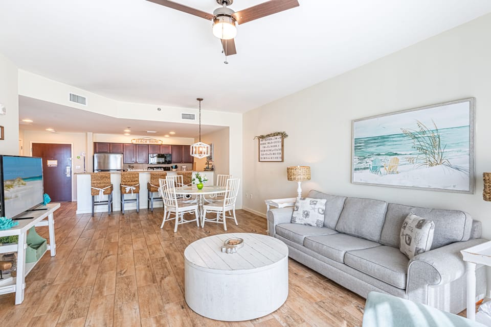 Living Room/Dining Room