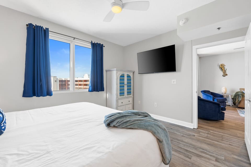 Secondary Bedroom with King Size Bed