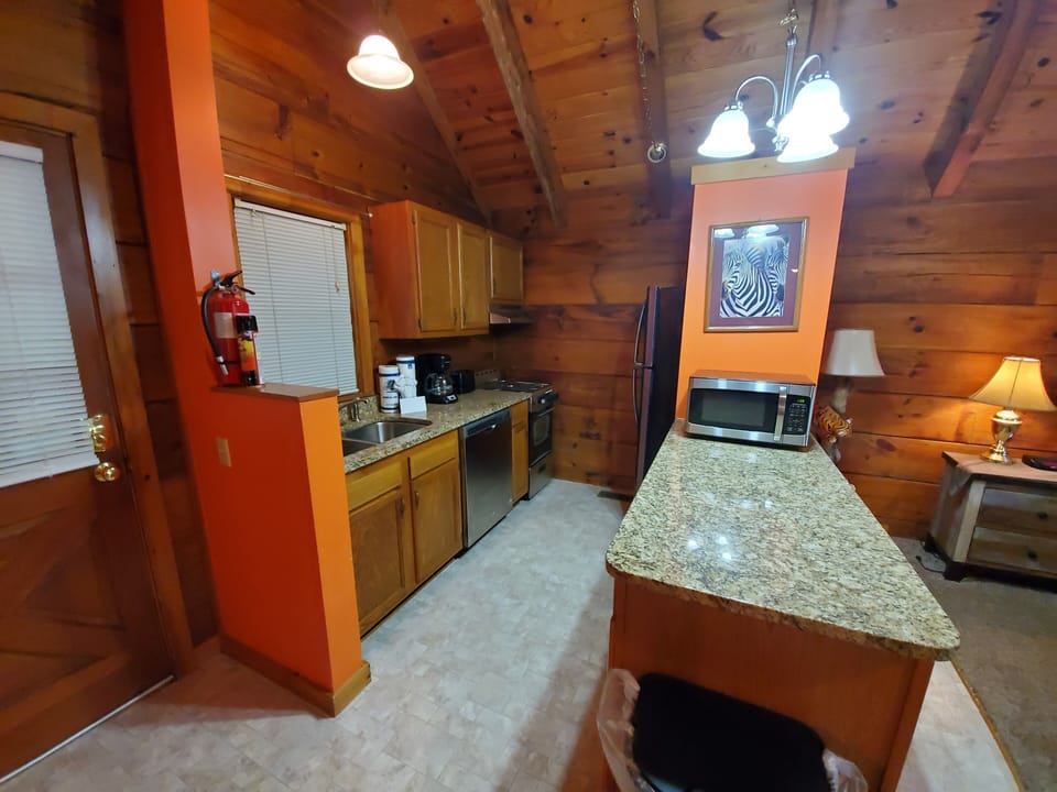 full view of kitchen