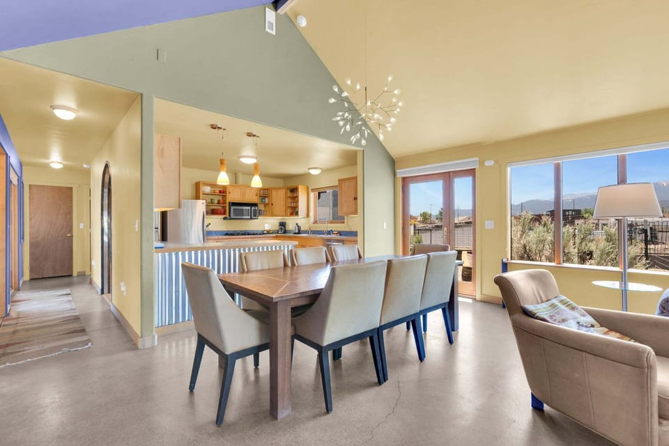 Kitchen/Dining