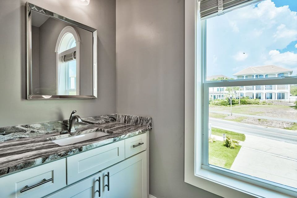 Sol Dorado - Destin - Bathroom