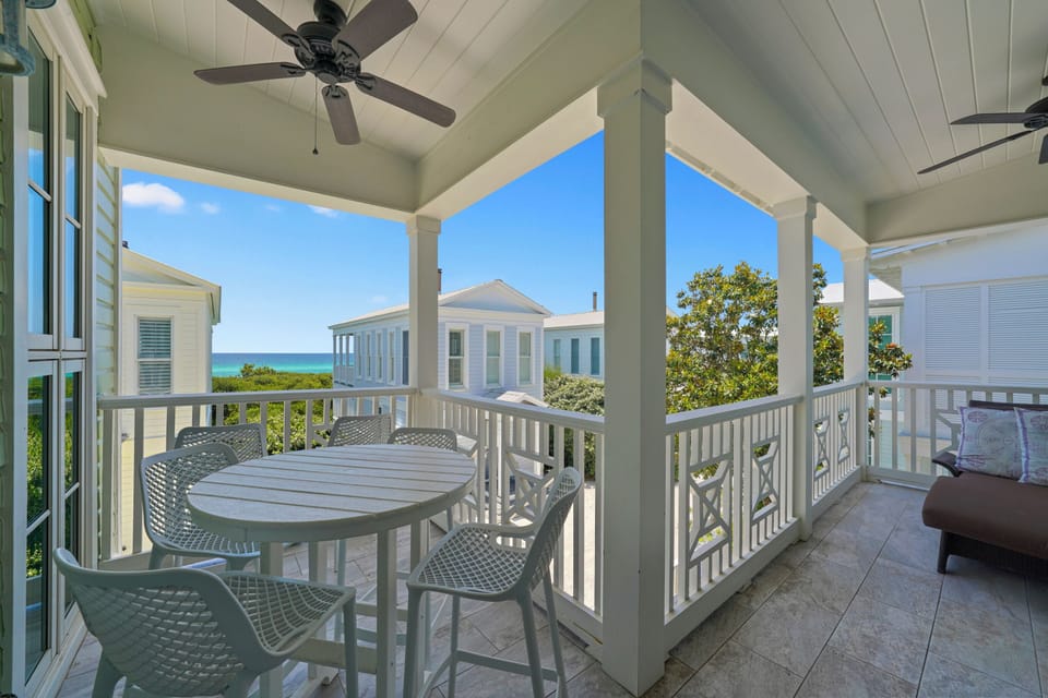SECOND FLOOR BAR SEATING FOR FOUR W/STUNNING GULF & SUNSET VIEWS