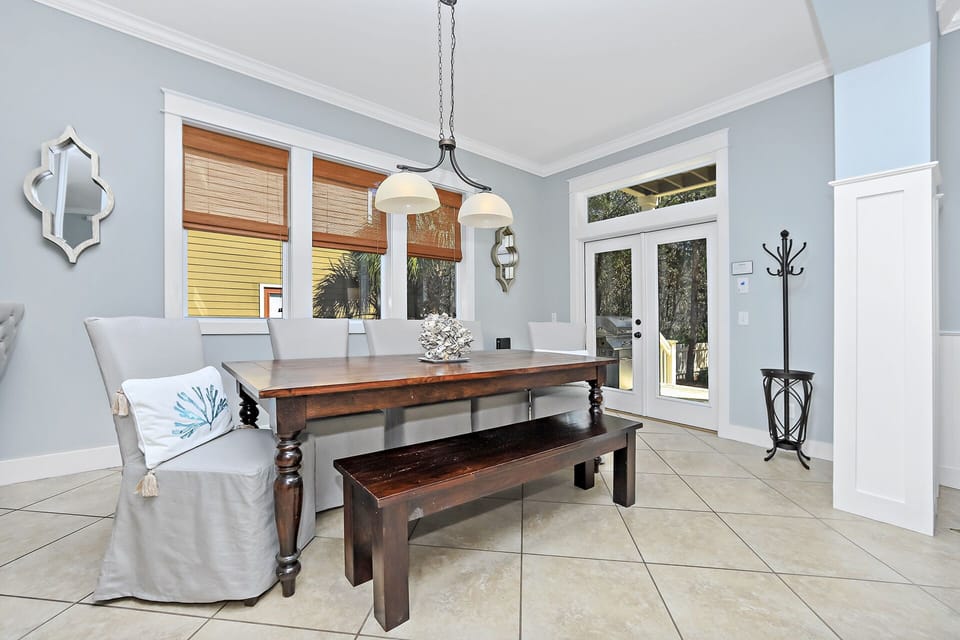 Pools Paradise - Seacrest Beach - First Floor - Dining Area