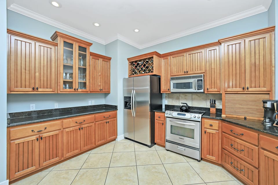 Pools Paradise - Seacrest Beach - First Floor - Kitchen