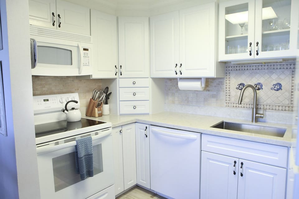 Kitchen for dining in.