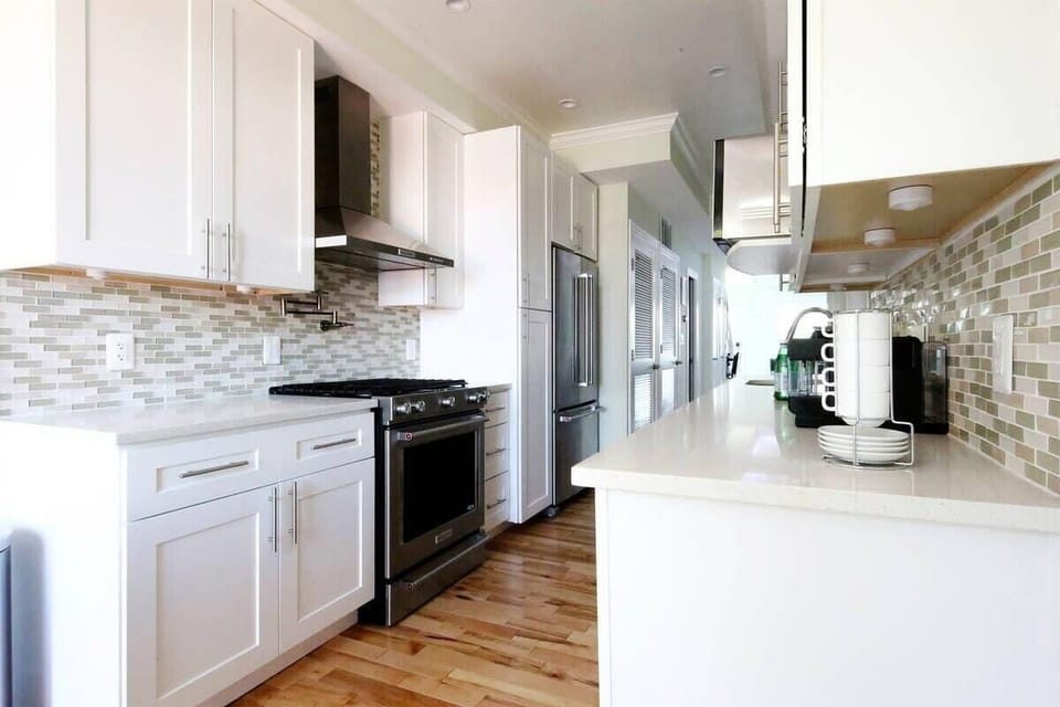 Fully-equipped kitchen