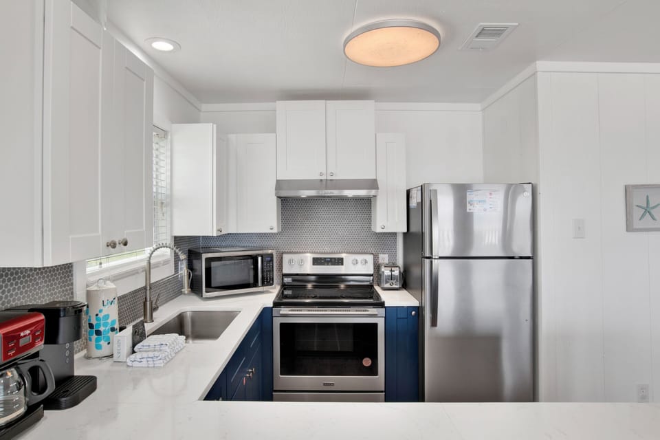 Stone counters and stainless steel appliances