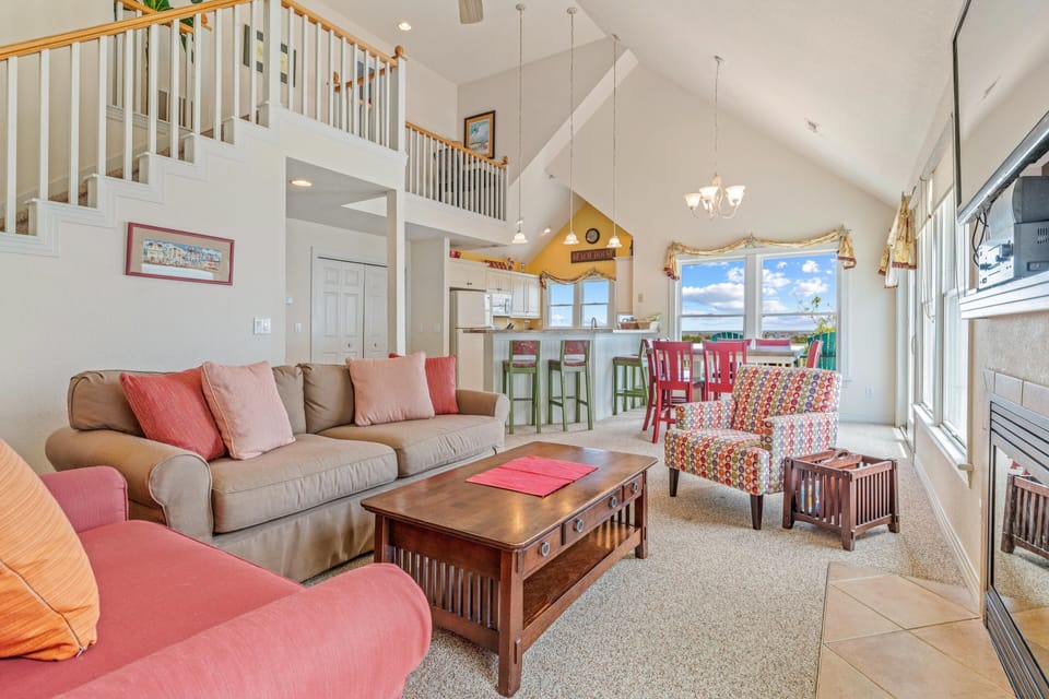 Great Room - Top Level