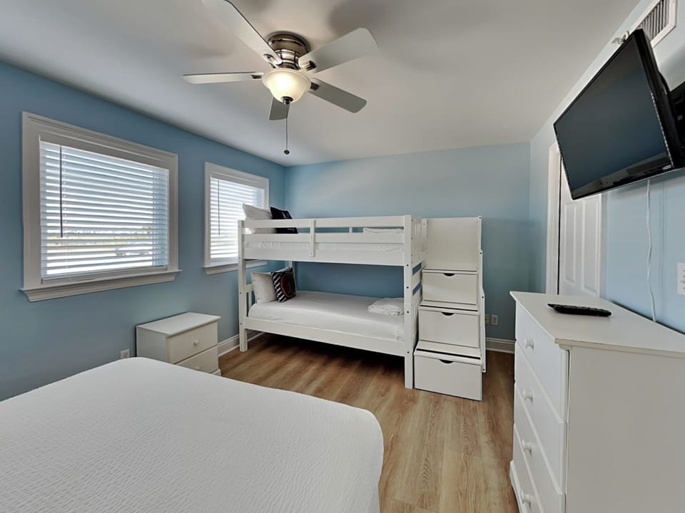 Third Bedroom - Queen Bed and Twin/Twin Bunk Bed - Second Floor