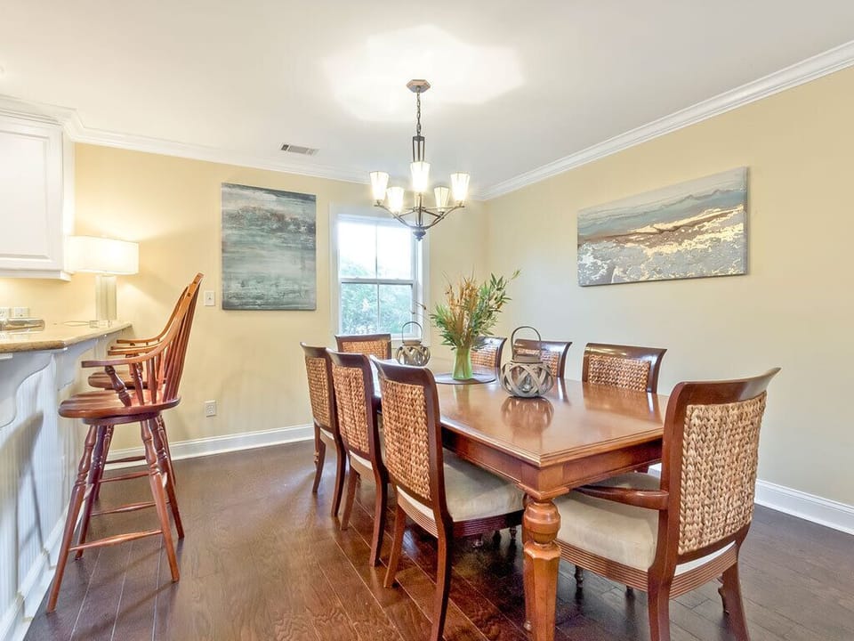 Dining Table Seats up to 8