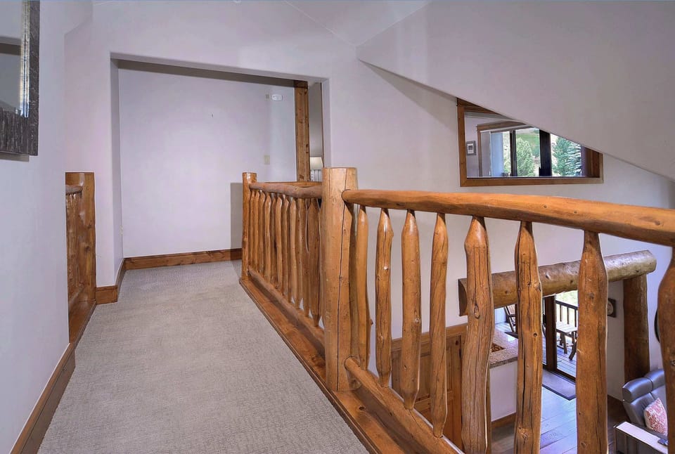 2nd floor hallway