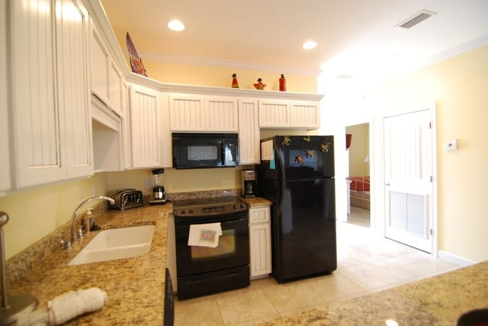 Deans Dunes - The kitchen.