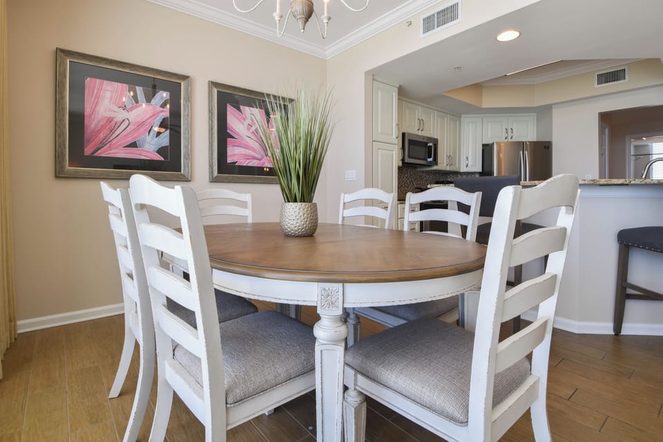 Silver Beach Towers East 1103 - Dining Area