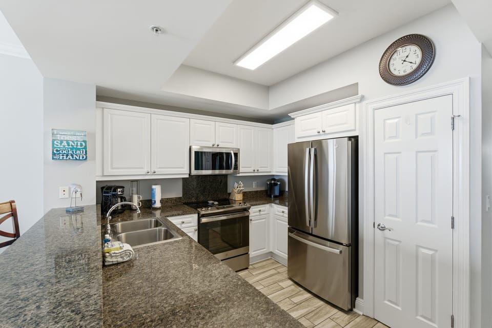 Summer Place #507 Kitchen